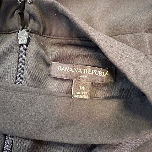 BANANA REPUBLIC Sleeveless Black Choker V-Neck Neck Shift Dress | 14 - Picture 7 of 11